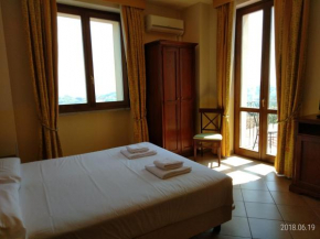 Отель Hotel Belvedere  Аличе Бель Колле